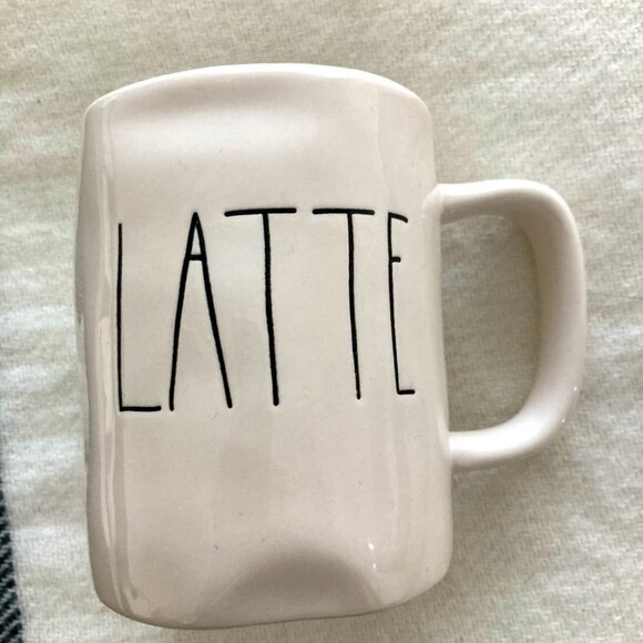 RAE DUNN LATTE  Large Capacity Mug - Picture 1 of 3